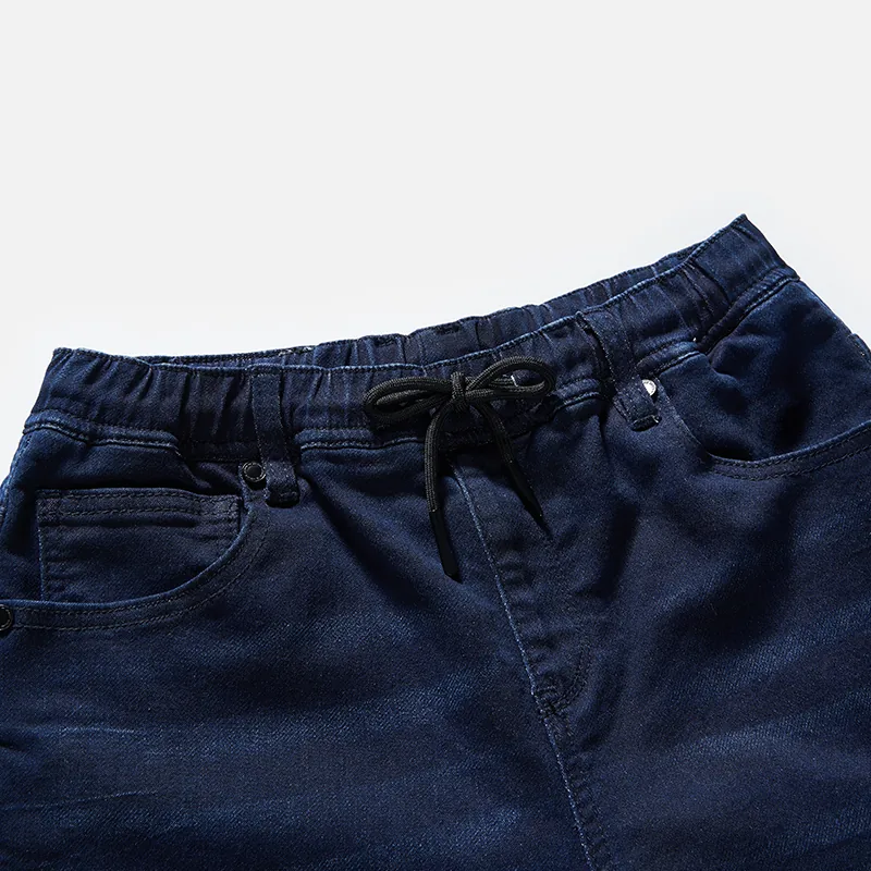 kids-dark-wash-drawstring-tapered-jeans-s26wkj100-drawstring-waist-detail