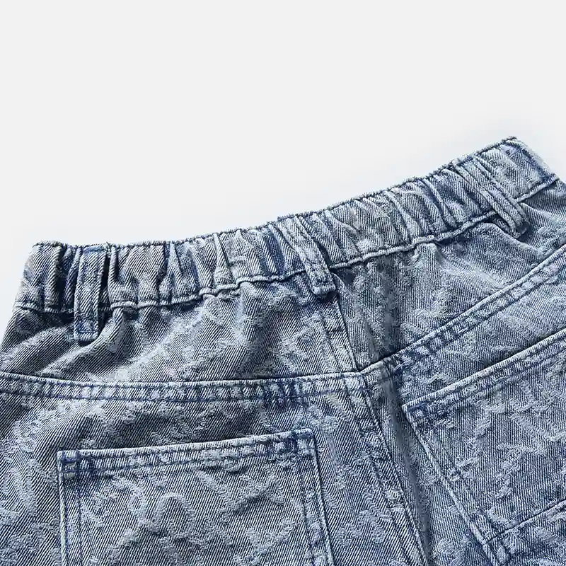 kids-letter-jacquard-denim-cargo-bermuda-shorts-2e312-back-pocket-detail
