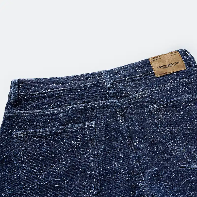 Back waistband, patch pockets and label detail on jeans style 4264551