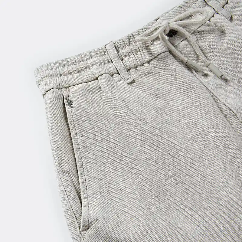 Side pocket opening and waistband construction detail, style 4264552
