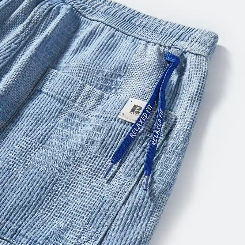 Back patch pocket and blue zip trim detail, style 4164556