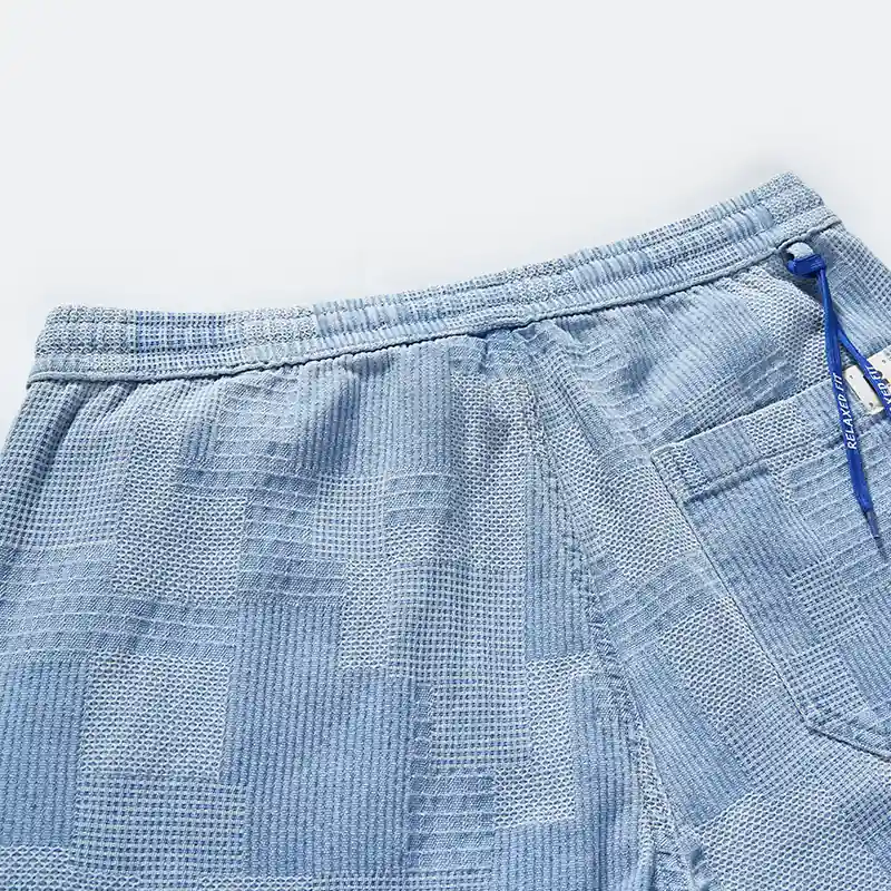 Back waistband and textured panel detail on denim pants style 4164556