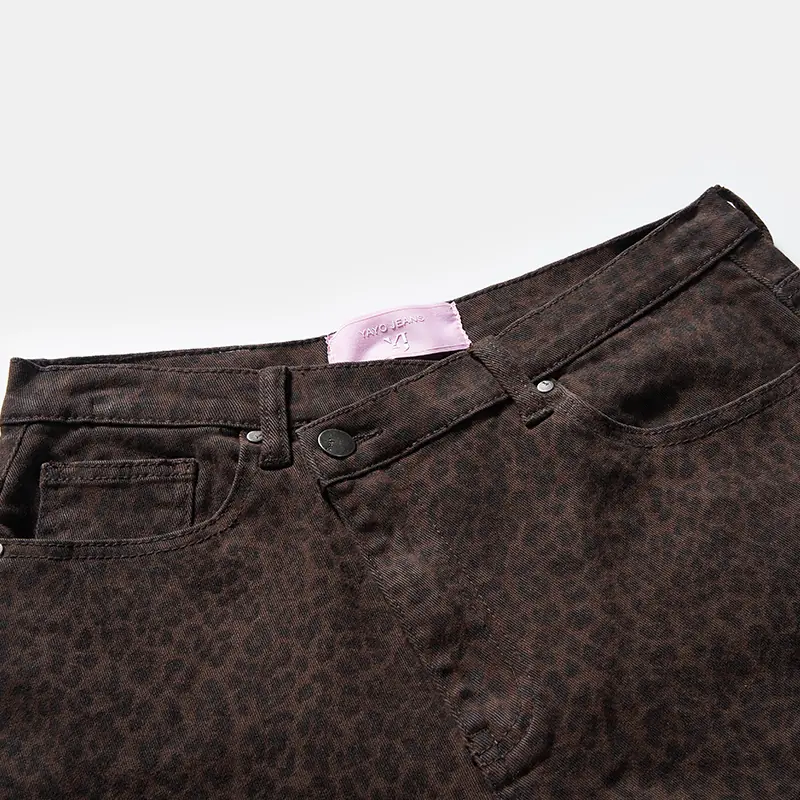 Waistband and brown leopard print detail on women's jeans style 58009-36